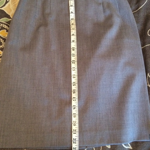 Knee length pencil skirt - Picture 5 of 7